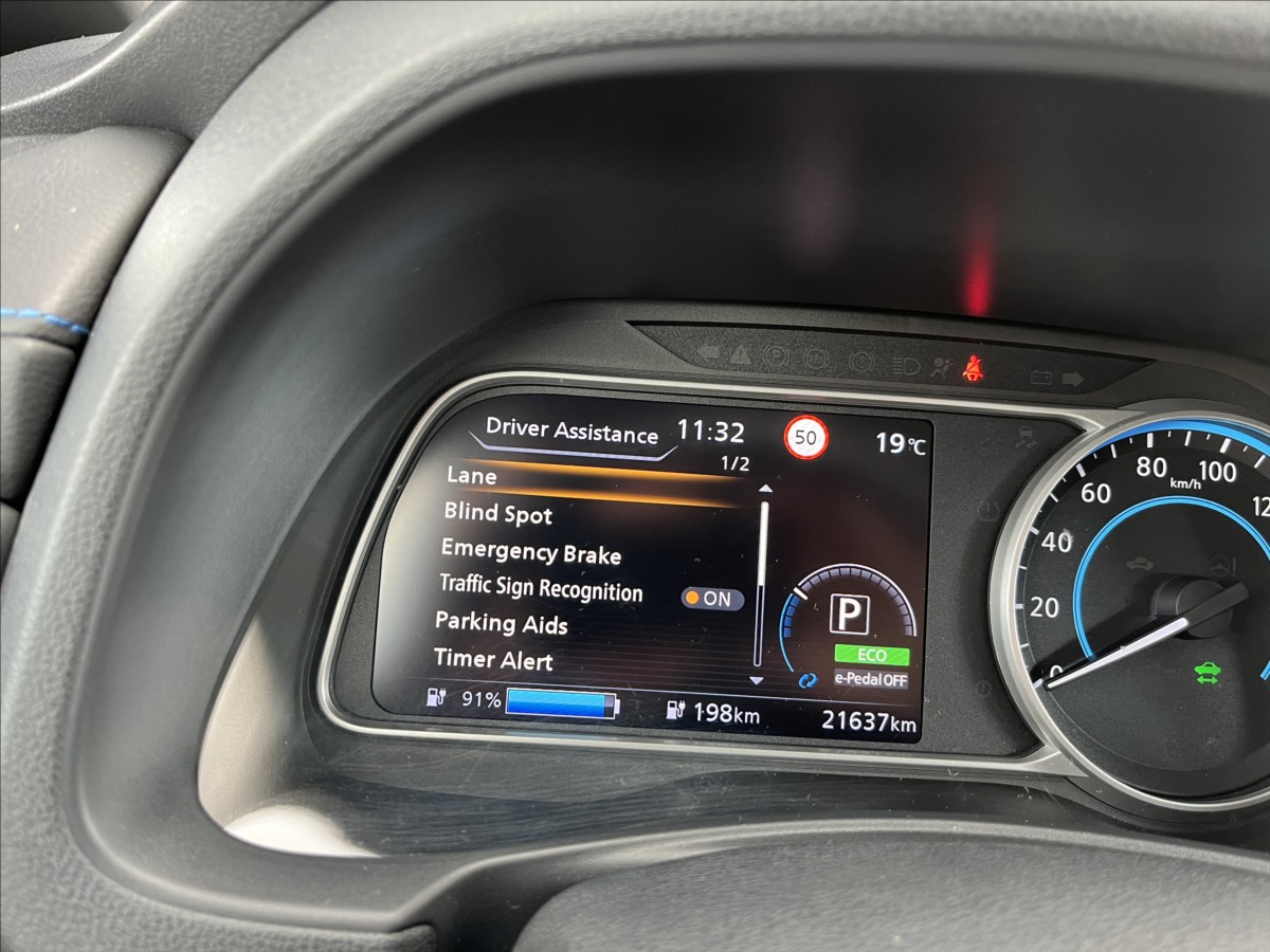 Nissan Leaf