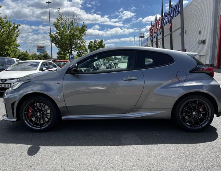 Toyota GR Yaris 8