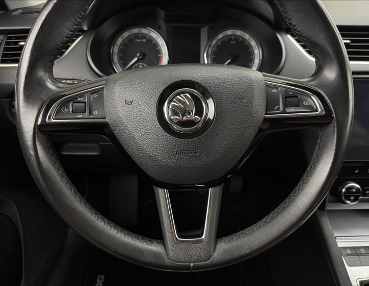 Škoda Octavia 9