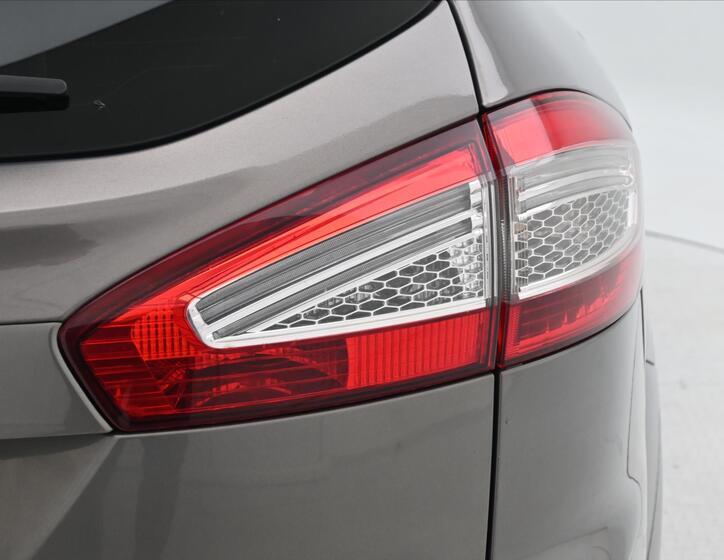 Ford Mondeo 27