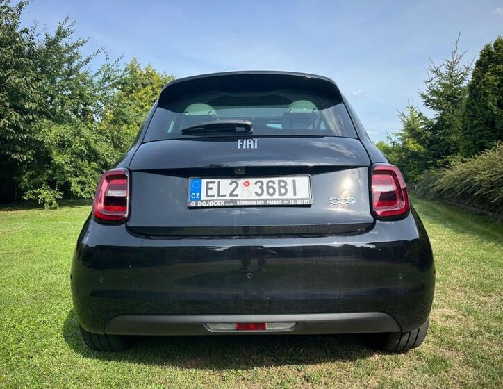Fiat 500e 6