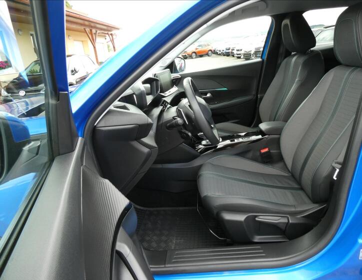Peugeot 2008 23