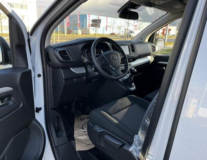 Toyota ProAce Verso 7