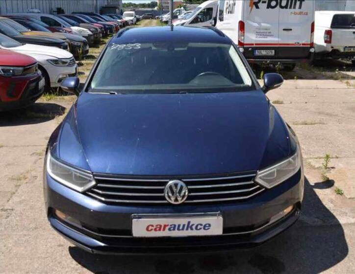Volkswagen Passat 2