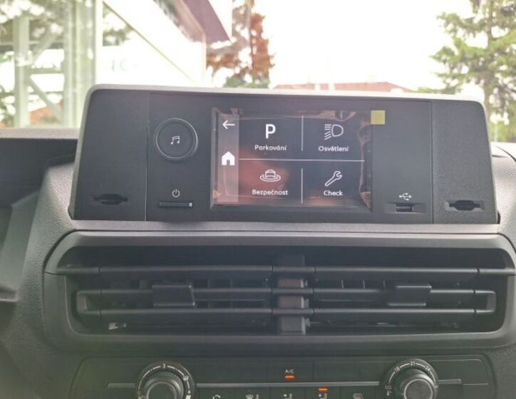Peugeot Expert 26