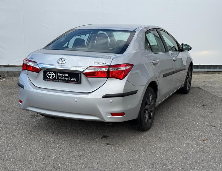 Toyota Corolla 6