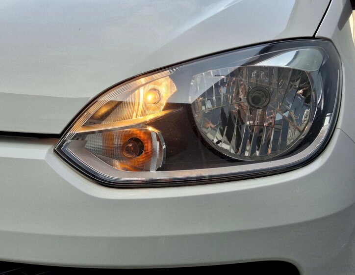 Volkswagen up! 24