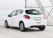 Peugeot 208 8
