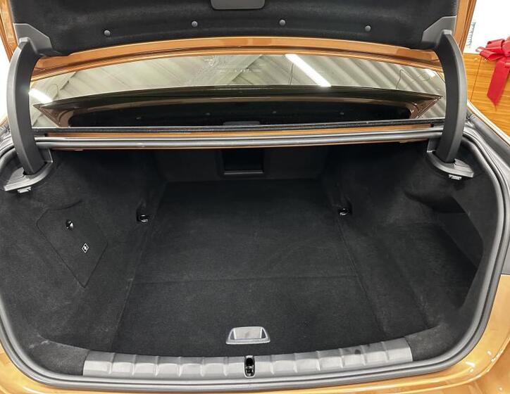 BMW i7 11