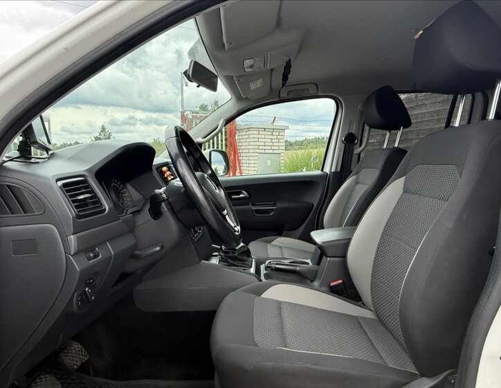 Volkswagen Amarok 9