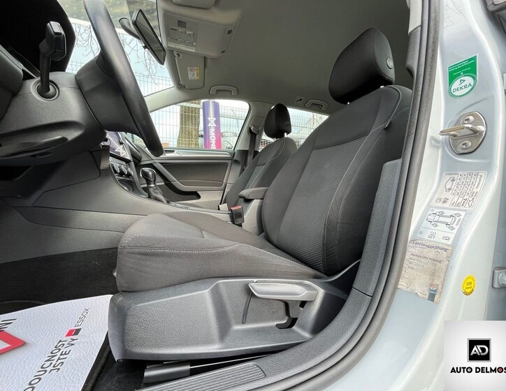 Volkswagen Golf 29