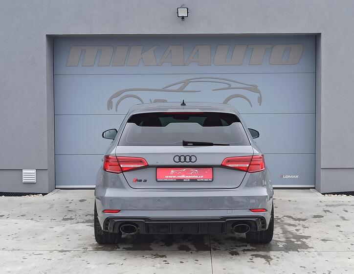 Audi RS 3 7