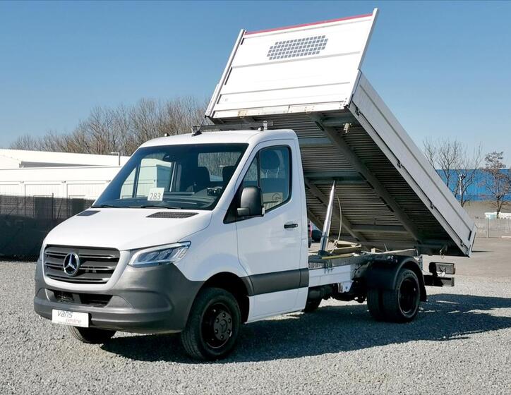 Mercedes-Benz Sprinter 2