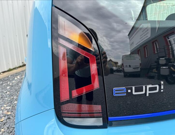 Volkswagen e-up! 15