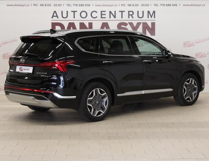 Hyundai Santa Fe 4