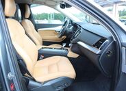 Volvo XC90 30