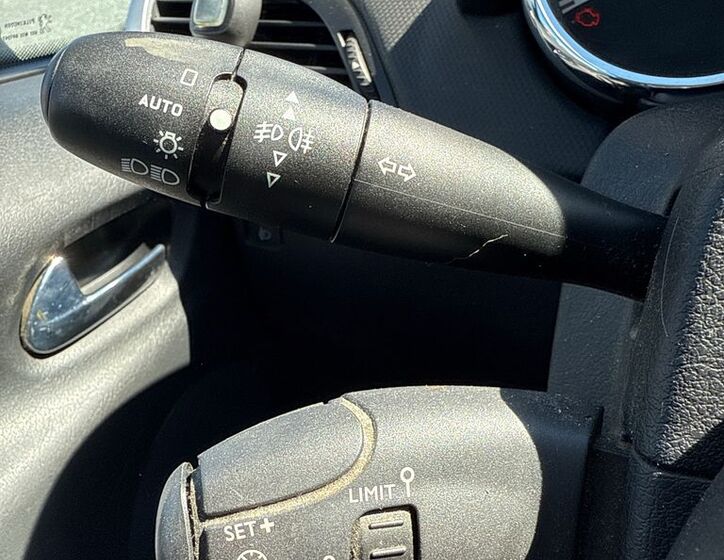 Peugeot 207 19