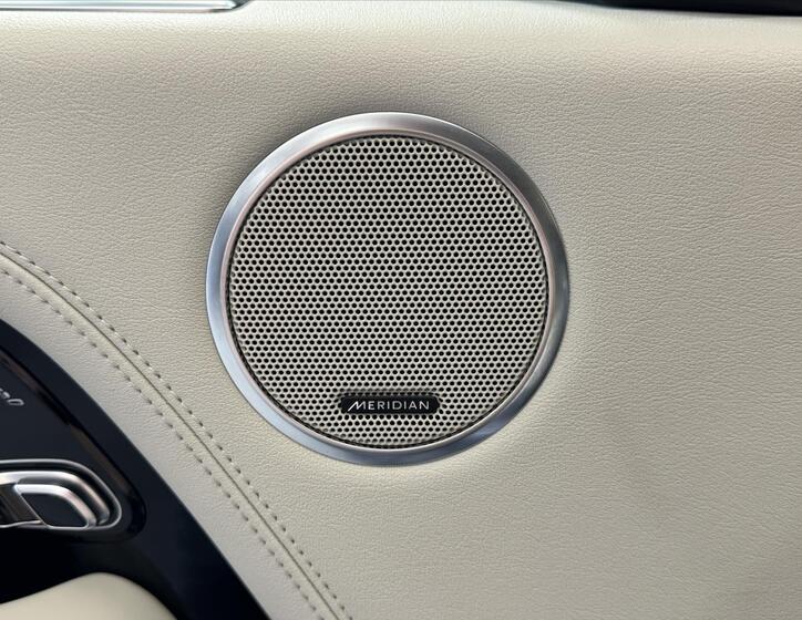 Land Rover Range Rover 11