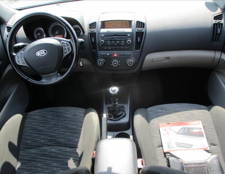 KIA Ceed 11