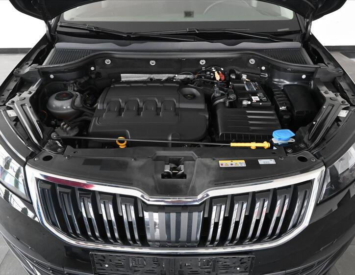 Škoda Karoq 5