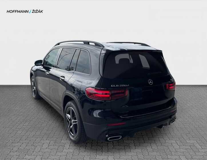 Mercedes-Benz GLB 7