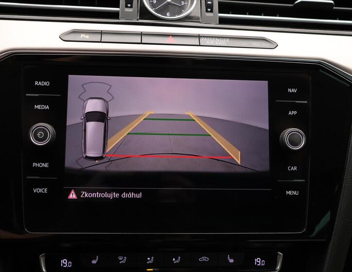 Volkswagen Passat 22