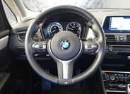 BMW Řada 2 9