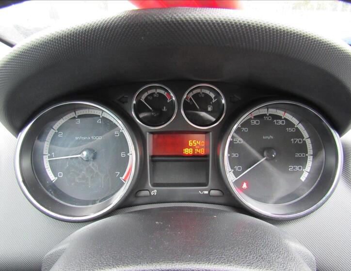 Peugeot 308 13