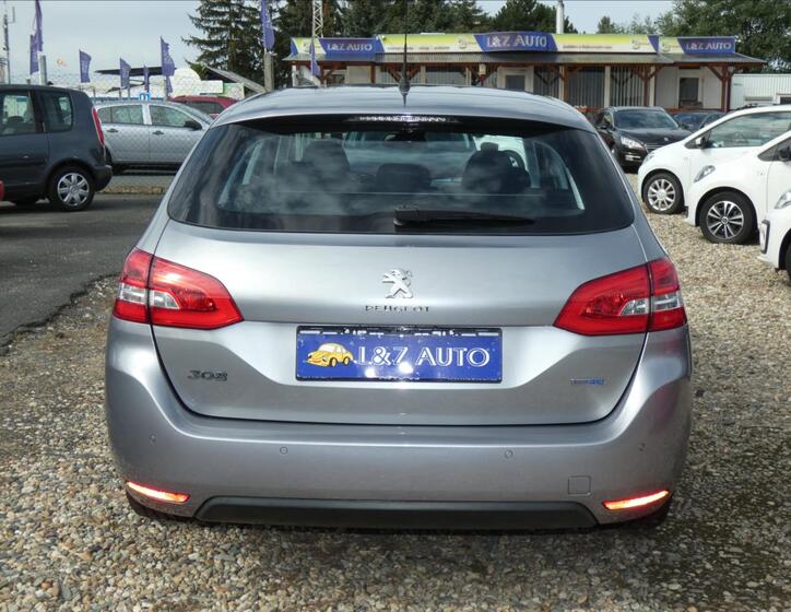 Peugeot 308 5