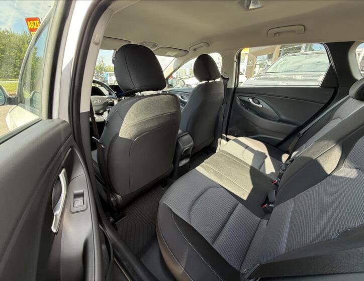 Hyundai i30 6