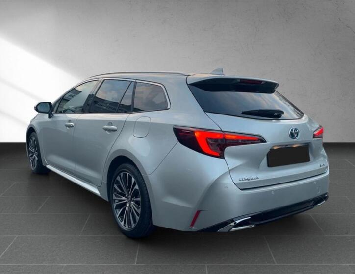 Toyota Corolla 5