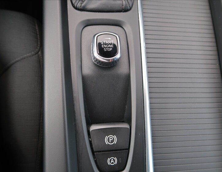 Volvo V60 28