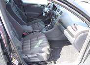 Volkswagen Golf 12