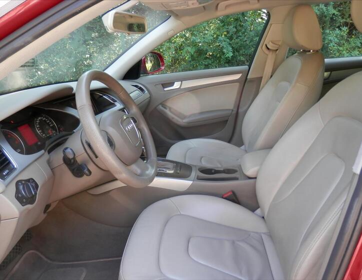 Audi A4 11