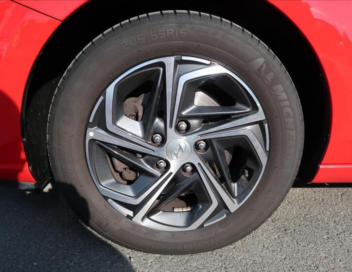 Hyundai i30 23