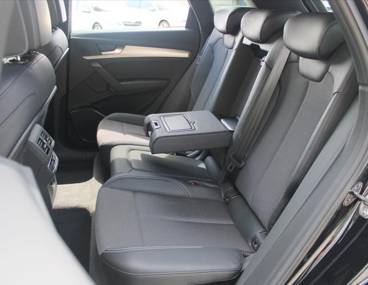 Audi Q5 10