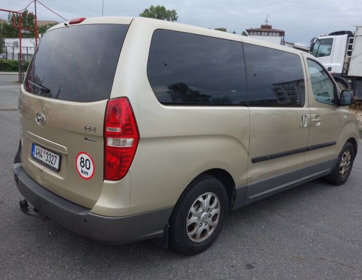 Hyundai H 1 9