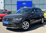 Volkswagen Tiguan 1