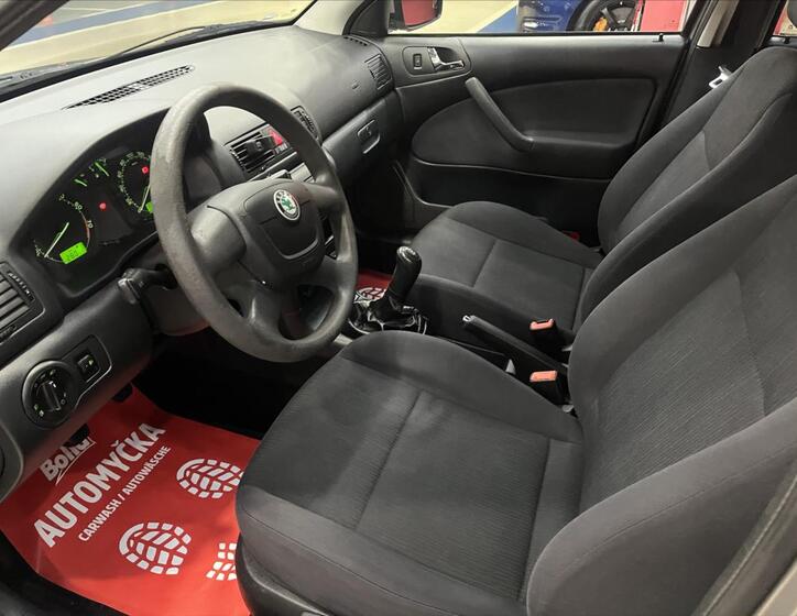 Škoda Octavia 10