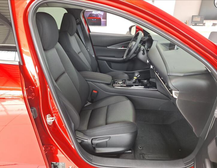Mazda CX-30 6