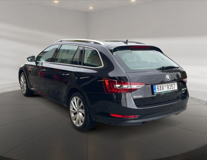 Škoda Superb 4