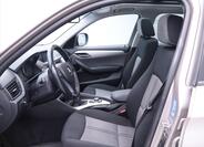 BMW X1 12