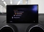 Audi Q2 12