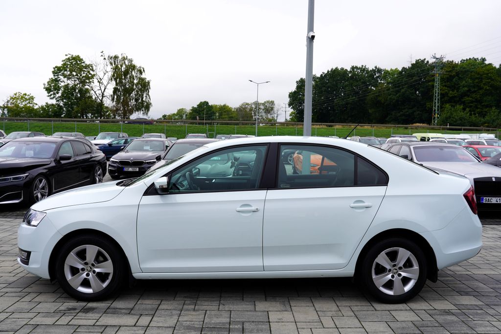 Škoda Rapid