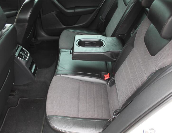 Škoda Octavia 8