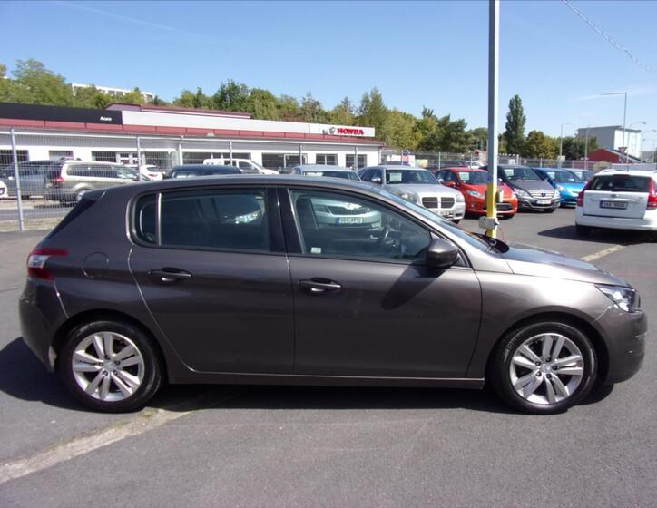 Peugeot 308 2