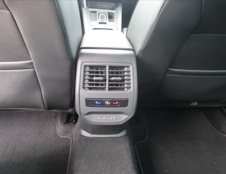 Cupra Formentor 22