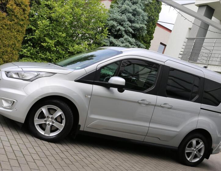 Ford Tourneo Connect 13