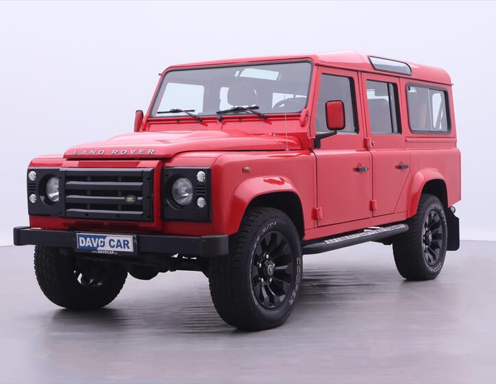 Land Rover Defender 3
