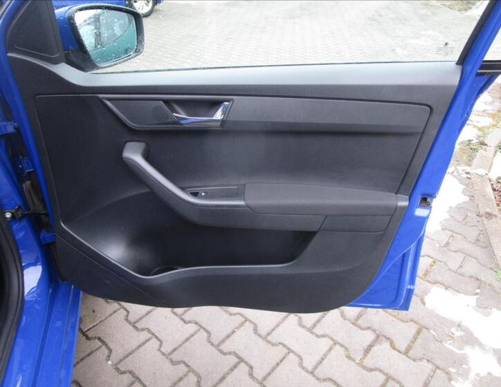 Škoda Fabia 27